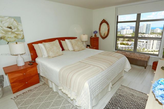 3530 Mystic Pointe Dr 2807, Aventura, FL 33180