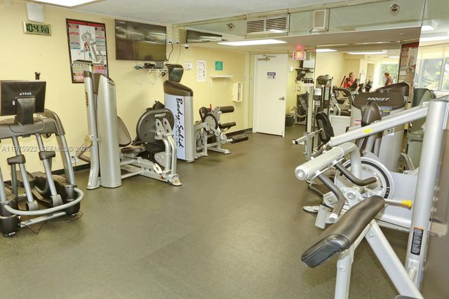 3530 Mystic Pointe Dr 2807, Aventura, FL 33180