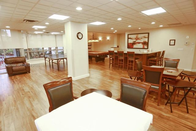 3530 Mystic Pointe Dr 2807, Aventura, FL 33180