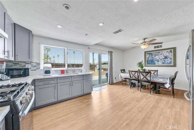 2111 Whitestone Drive, Riverside, CA 92506