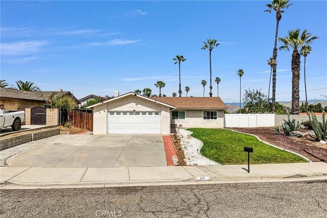 2111 Whitestone Drive, Riverside, CA 92506