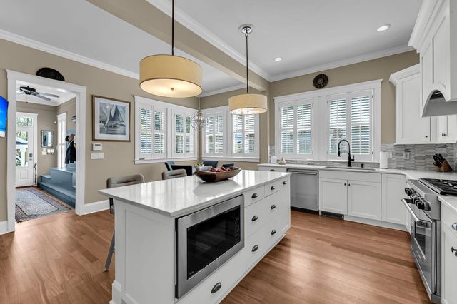 50 Hospitality Street, Mount Pleasant, SC 29464