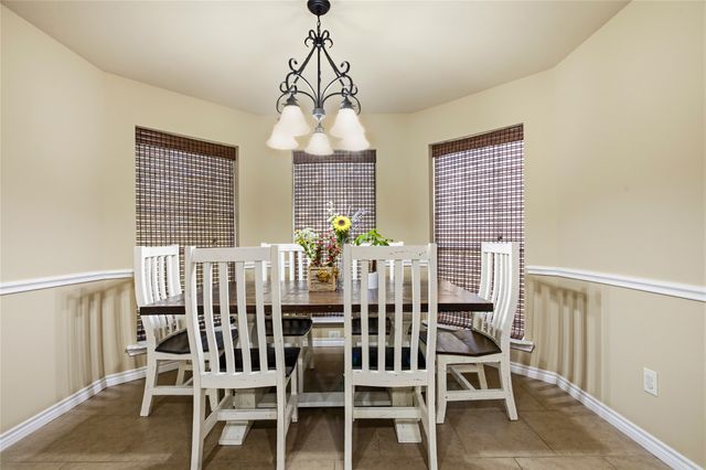 1389 Thomas Road, Springtown, TX 76082