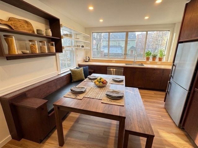 21 Avon St 21, Cambridge, MA 02138