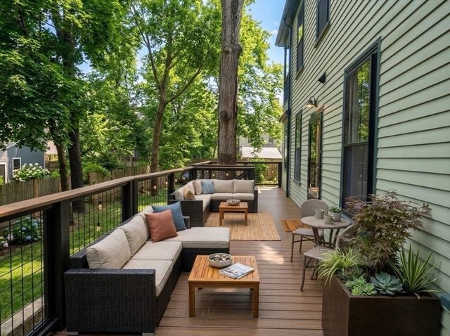 21 Avon St 21, Cambridge, MA 02138
