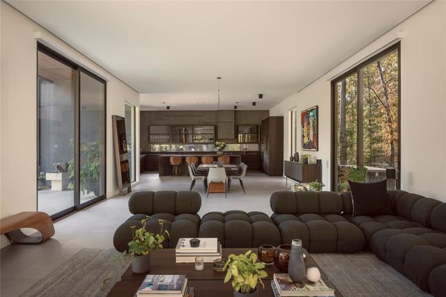 12041 Oak Forest Lane, Conroe, TX 77385