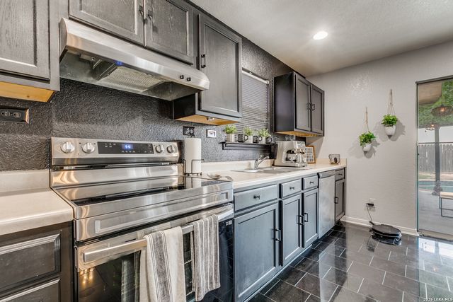 535 Scarlet Ibis, San Antonio, TX 78245