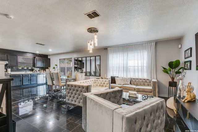 535 Scarlet Ibis, San Antonio, TX 78245