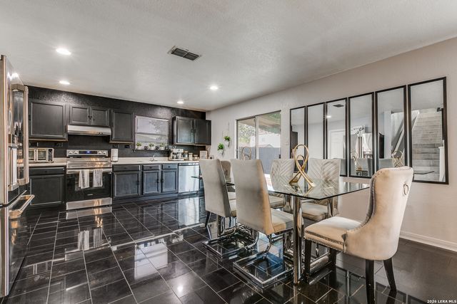 535 Scarlet Ibis, San Antonio, TX 78245