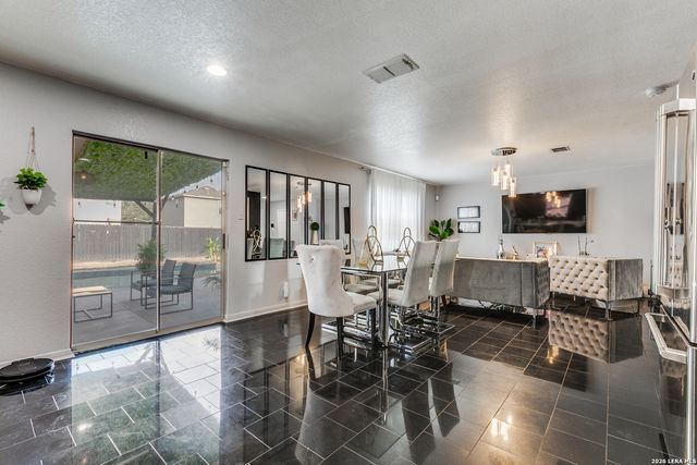 535 Scarlet Ibis, San Antonio, TX 78245