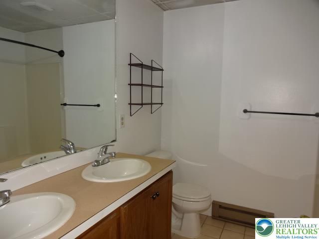 1221 West Whitehall Street, Allentown City, PA 18102