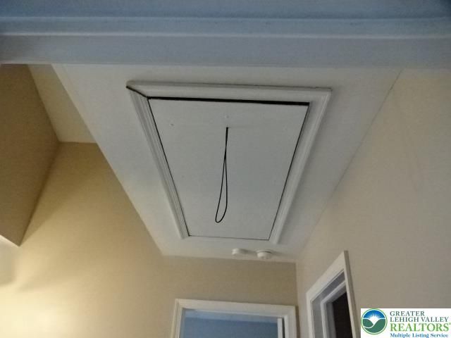 1221 West Whitehall Street, Allentown City, PA 18102