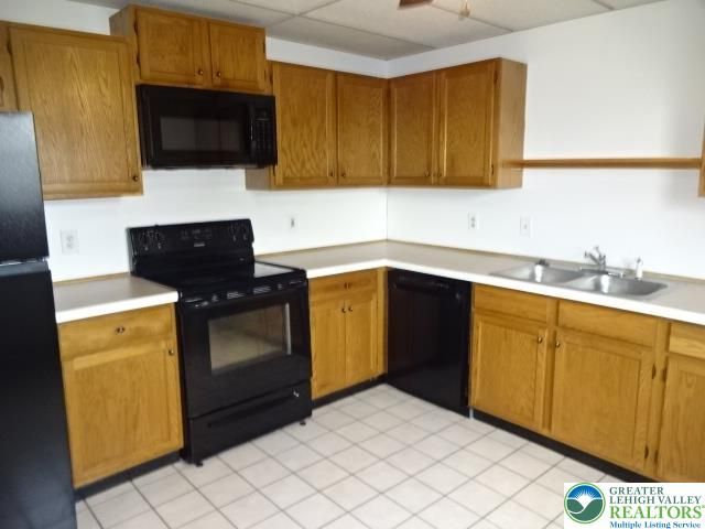 1221 West Whitehall Street, Allentown City, PA 18102