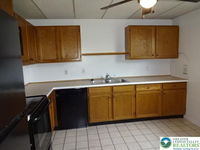 1221 West Whitehall Street, Allentown City, PA 18102