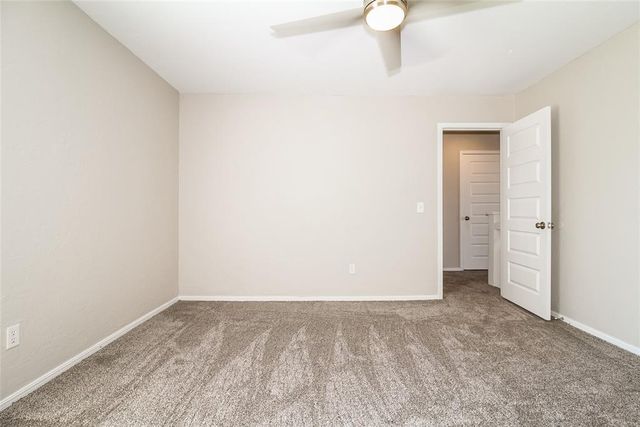 1102 Swan Lake Road, Edmond, OK 73003