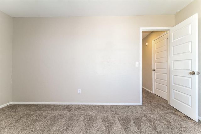 1102 Swan Lake Road, Edmond, OK 73003