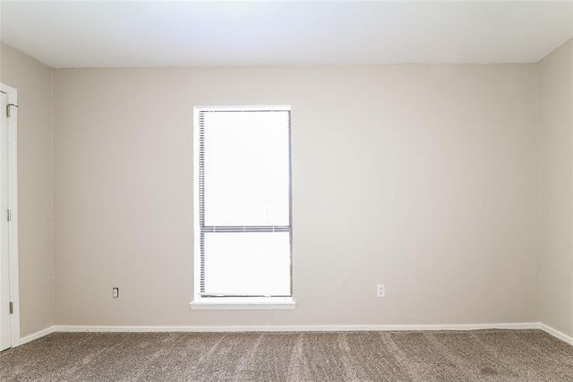 1102 Swan Lake Road, Edmond, OK 73003