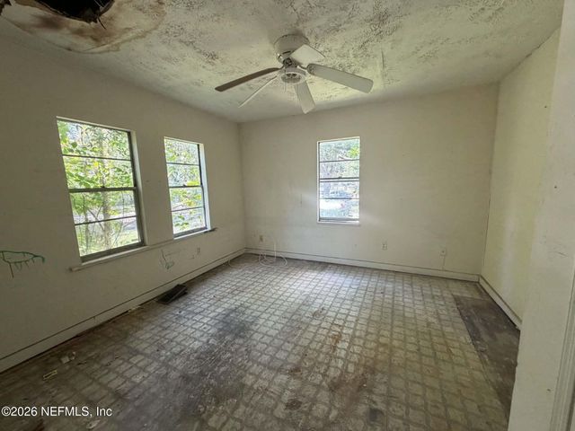 3243 ERNEST Street, Jacksonville, FL 32205
