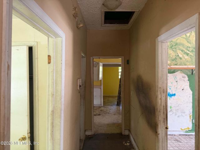3243 ERNEST Street, Jacksonville, FL 32205