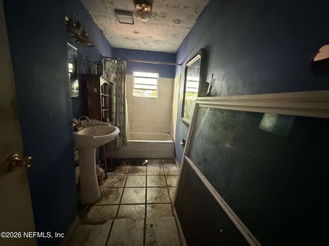 3243 ERNEST Street, Jacksonville, FL 32205