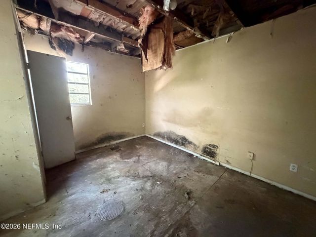 3243 ERNEST Street, Jacksonville, FL 32205