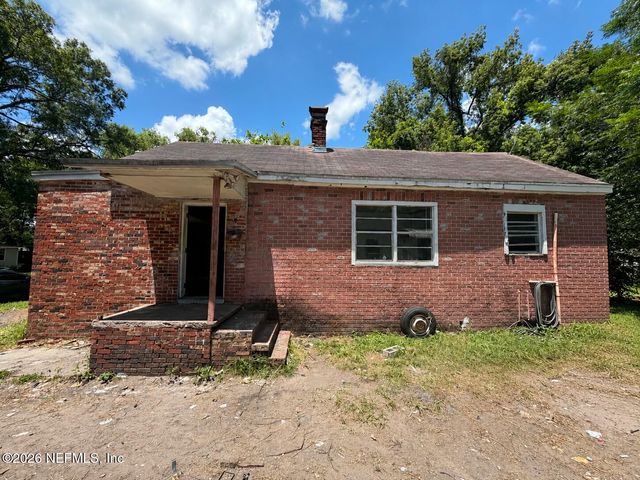 3243 ERNEST Street, Jacksonville, FL 32205