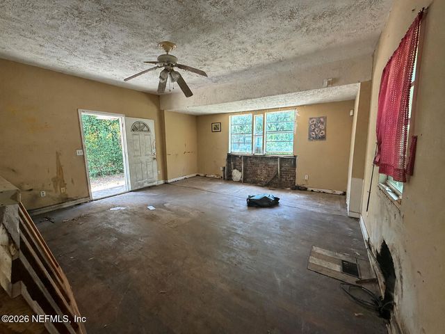 3243 ERNEST Street, Jacksonville, FL 32205