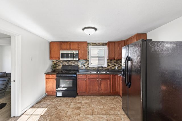 773 Magnolia Avenue E, Saint Paul, MN 55106