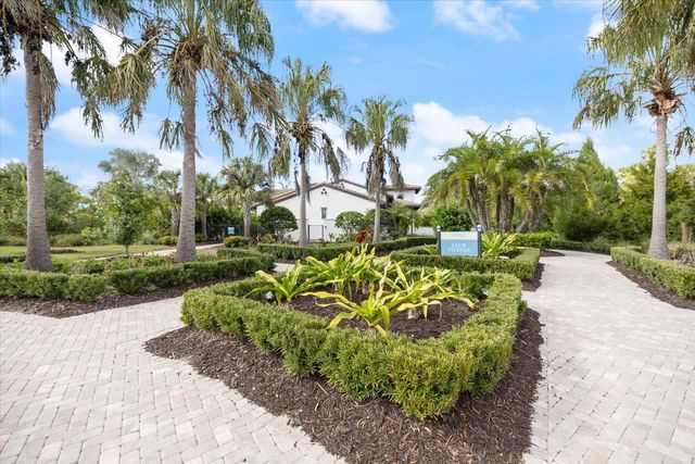 208 BRIENZA LOOP, Nokomis, FL 34275