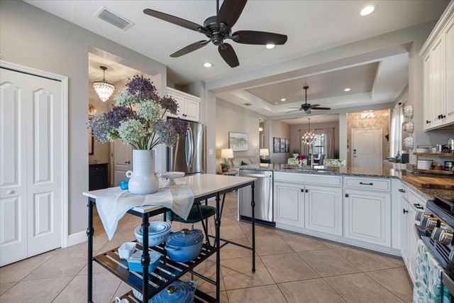 208 BRIENZA LOOP, Nokomis, FL 34275