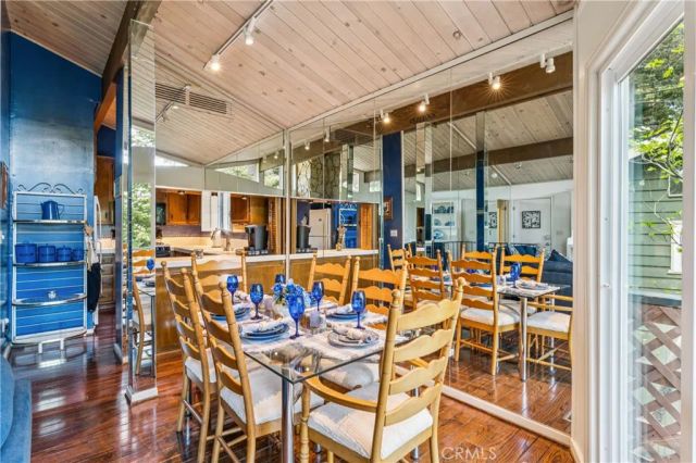 717 Oakmont Lane, Lake Arrowhead, CA 92352