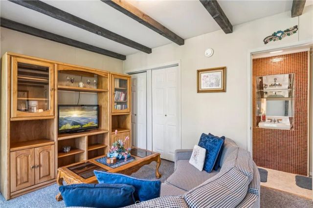 717 Oakmont Lane, Lake Arrowhead, CA 92352