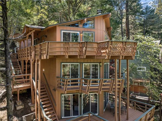 717 Oakmont Lane, Lake Arrowhead, CA 92352