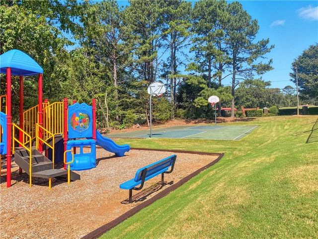 1200 Sunrise Field Court, Lawrenceville, GA 30043