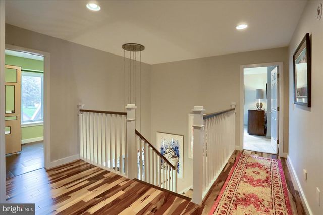 2312 FOX HOLLOW RD, Harrisburg, PA 17112