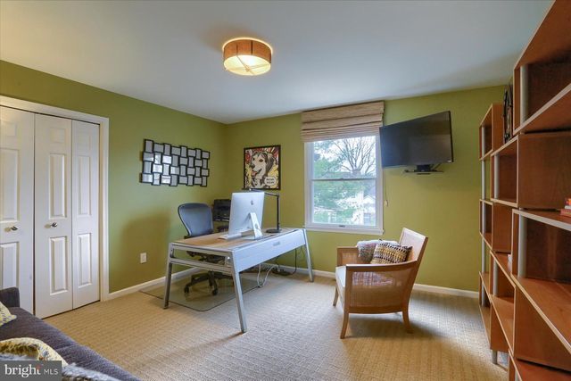 2312 FOX HOLLOW RD, Harrisburg, PA 17112