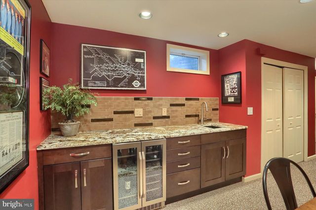 2312 FOX HOLLOW RD, Harrisburg, PA 17112