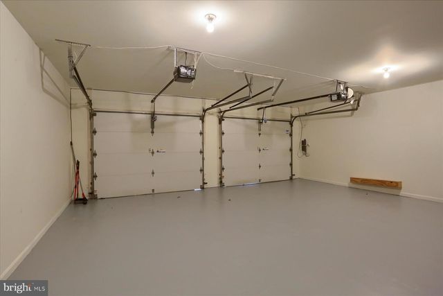 2312 FOX HOLLOW RD, Harrisburg, PA 17112