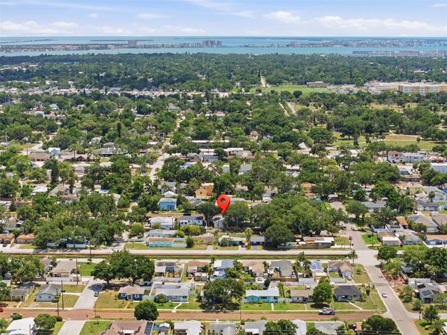 5425 2ND AVENUE N, St Petersburg, FL 33710