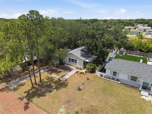 5425 2ND AVENUE N, St Petersburg, FL 33710