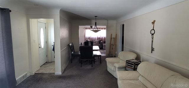 21160 Kipling Street, Oak Park, MI 48237