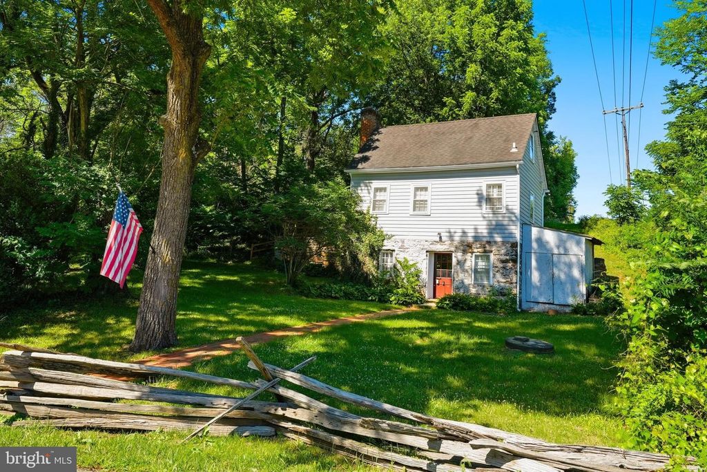 8200 BUCKLAND MILL RD, Gainesville, VA 20155