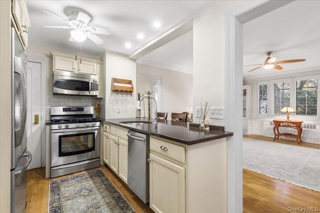 1 Brooklands GB, Bronxville, NY 10708