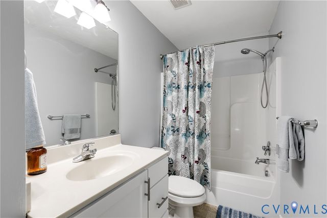 2719 Mohawk Dr, North Chesterfield, VA 23235