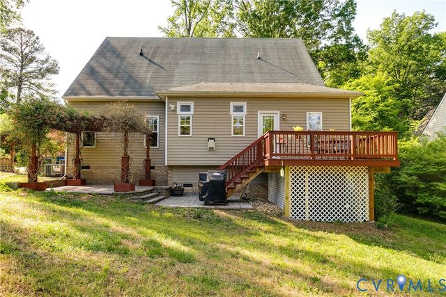 2719 Mohawk Dr, North Chesterfield, VA 23235
