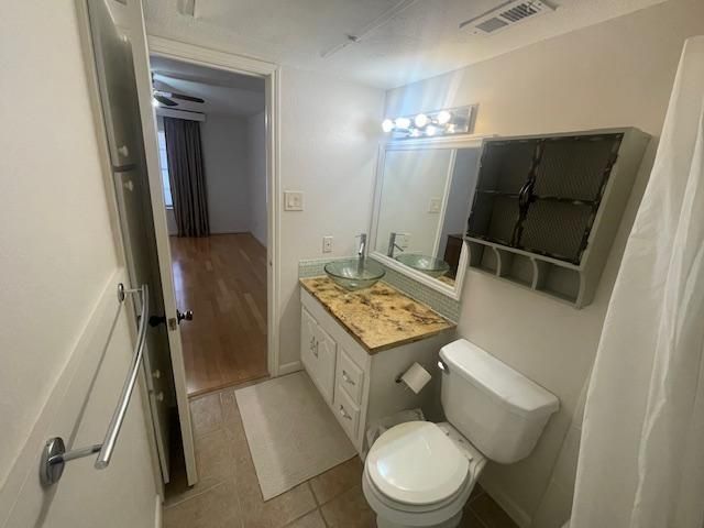 2350 Bering Drive 72, Houston, TX 77057