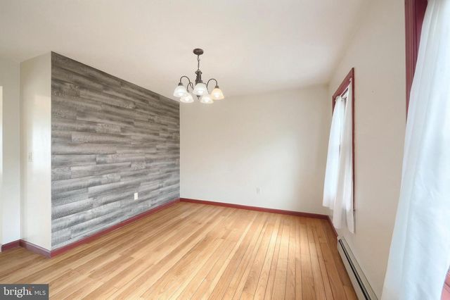 4905 OXFORD RD, York Springs, PA 17372