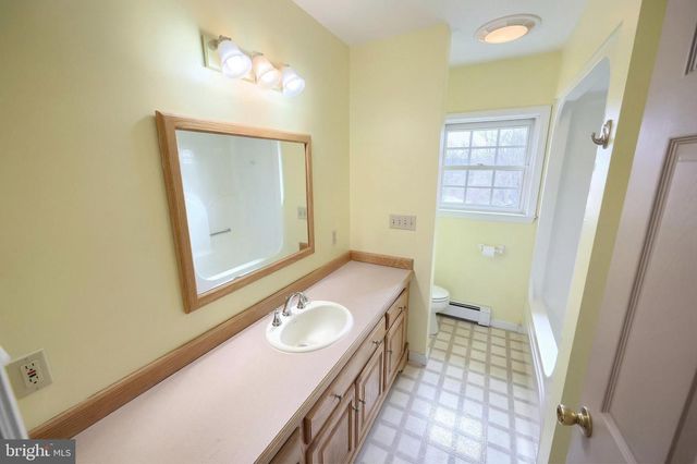 4905 OXFORD RD, York Springs, PA 17372