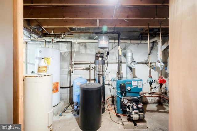 4905 OXFORD RD, York Springs, PA 17372