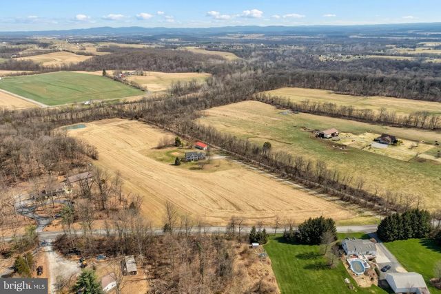 4905 OXFORD RD, York Springs, PA 17372